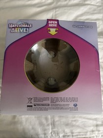 NIB Hatchimals Alive Mystery Hatch Interactive Pufficorn Christmas Idea Gift