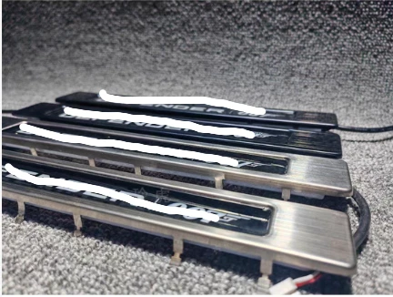 para Land Rover Defender 20-23 pedal de boas-vindas com faixa de limite iluminada 2x - Imagem 3 de 4