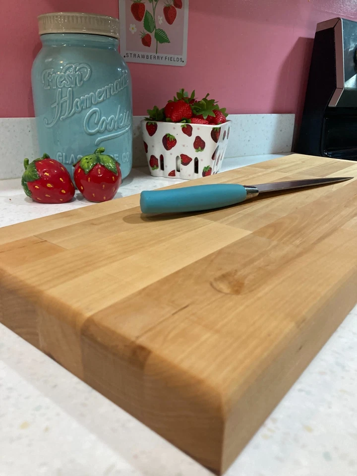 Handmade Birch Cutting Board - Image 4 of 4
