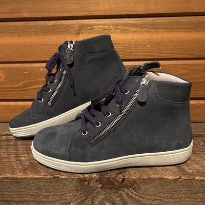 Blue Cosyfeet Womens Boot Sz 8 US Zip-up