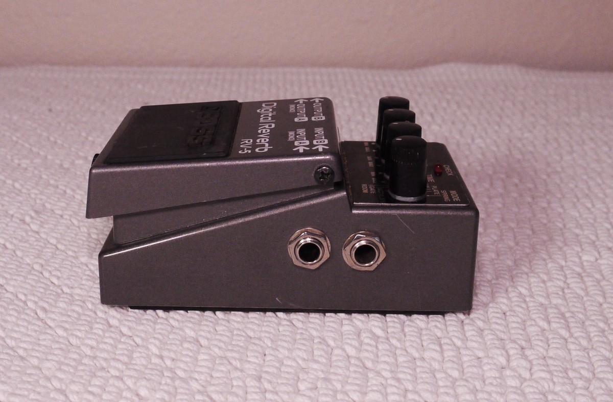 ギター BOSS Digital Reverb RV-5 Boss RV-5 Digital Reverb Pedal Reviews | Sweetwater