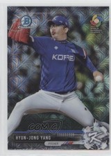 2017 Bowman Chrome Prospects Mega Box Refractor Hyeon-jong Yang #BCP141 4k8