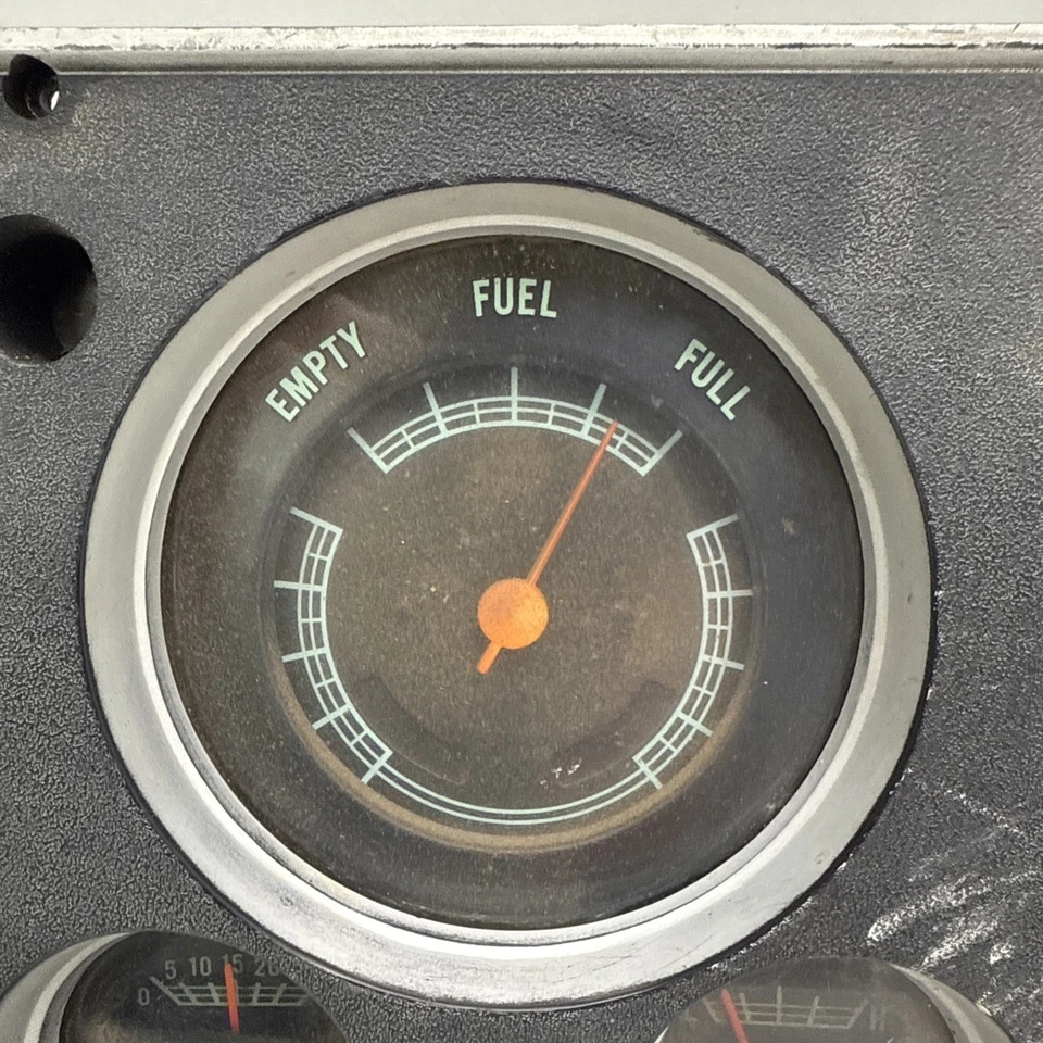 Camión Chevrolet Chevy 1967-1972 calibre C50 C60 raro con tablero original Foto 4 de 4