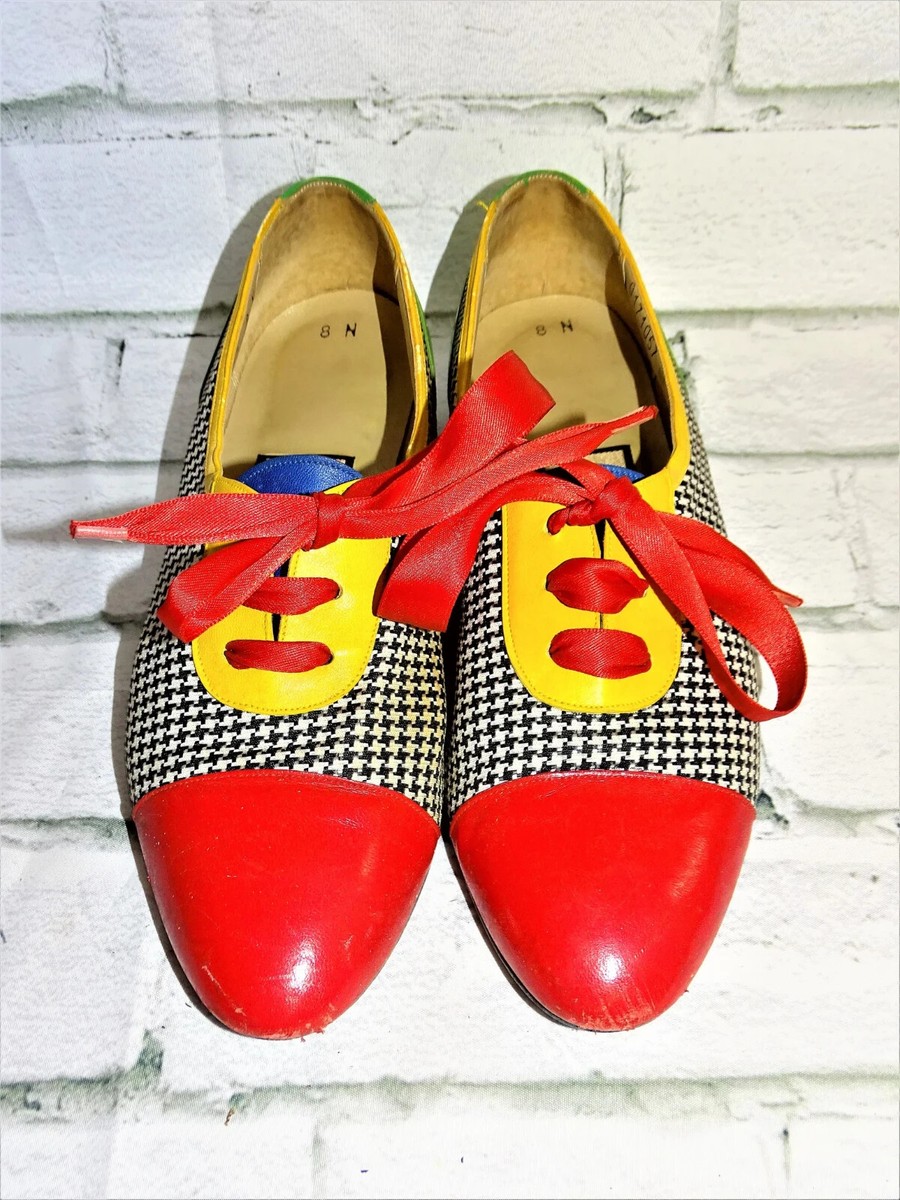 Vintage womans 1980s Nina Lace Up Oxford Shoes Hounstooth