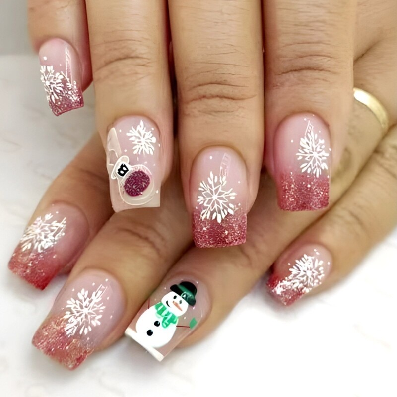Festive Snowflake Nail Tips