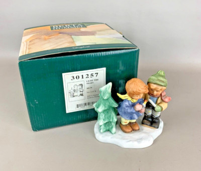 NIB Goebel Berta Hummel ''LIGHT THE NIGHT'' Figurine #301257