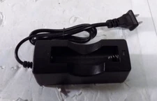 SZ Power Model PDC-03 Li-Ion Lithium Ion 4.2V Battery Charger 1 Slot