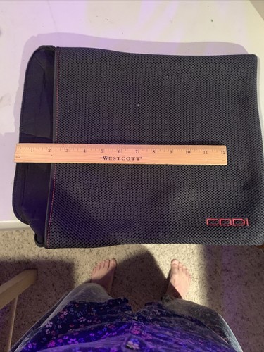 Codi Laptop Cover Black - Picture 2 of 5