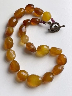 Vintage Faceted Agate Hard Stone Bead Necklace - Image 1 of 4