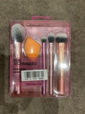 Real Techniques Every Day Essential Set Brand New Rrp £23 ￼