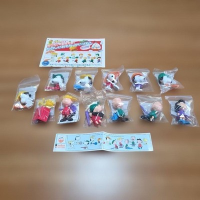 Peanuts Snoopy Kinder Surprise Set of 10 Complete Official Toy Collectible