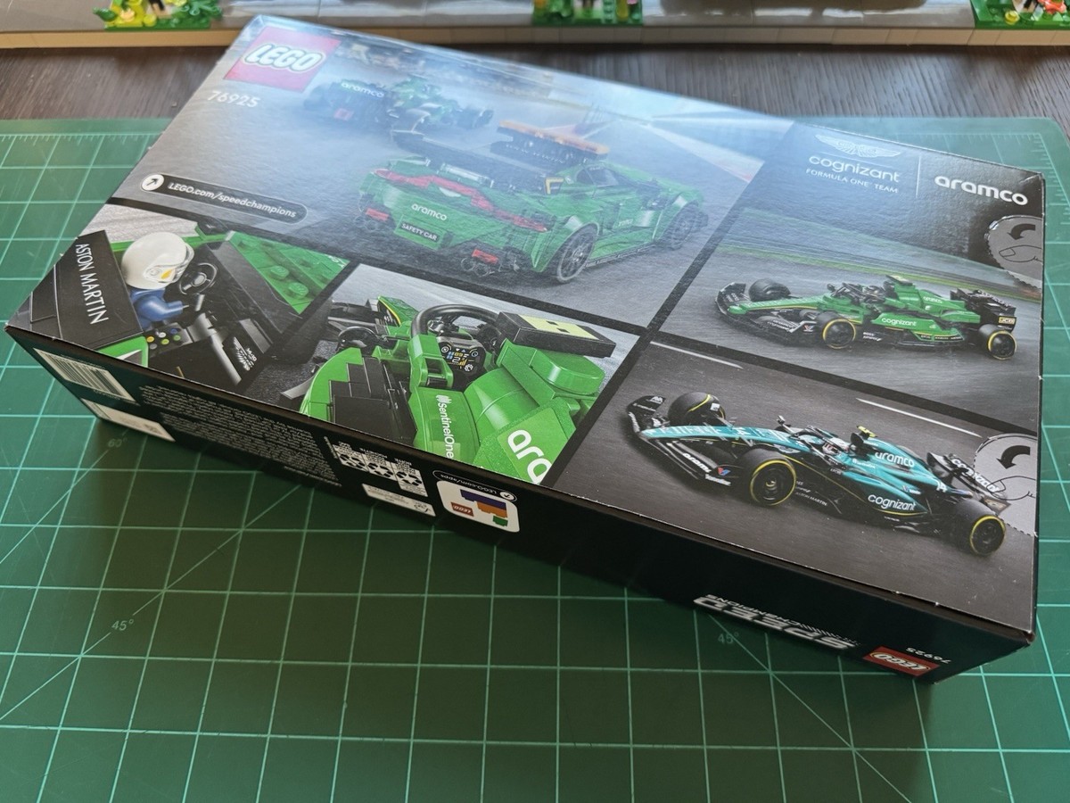 LEGO Speed Champions 76925 Aston Martin Safety Car & AMR23 — New