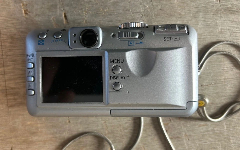 Canon PowerShot S45 Digital Camera - Untested - Image 4 of 4