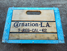 Carnation Vintage Wooden Milk Crate w/ Metal Frame 9-REG-CAL-62 Brown/Silver