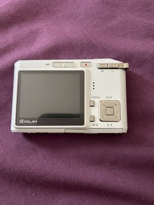 Silver Casio EXILIM  EX S500  Digital Camera 12MP (Works) No Battery Charger
