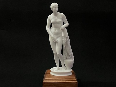 Aphrodite of Knidos Sculpture Greek Goddess of Love 11'' Tall