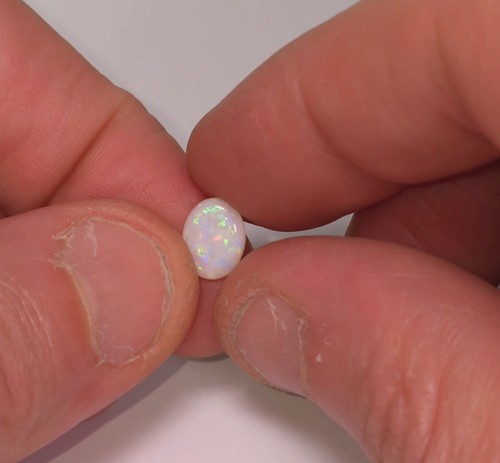 Australian Coober Pedy opal. 10 x 7.5mm. 1ct. Oval. Natural solid opal - Picture 4 of 8