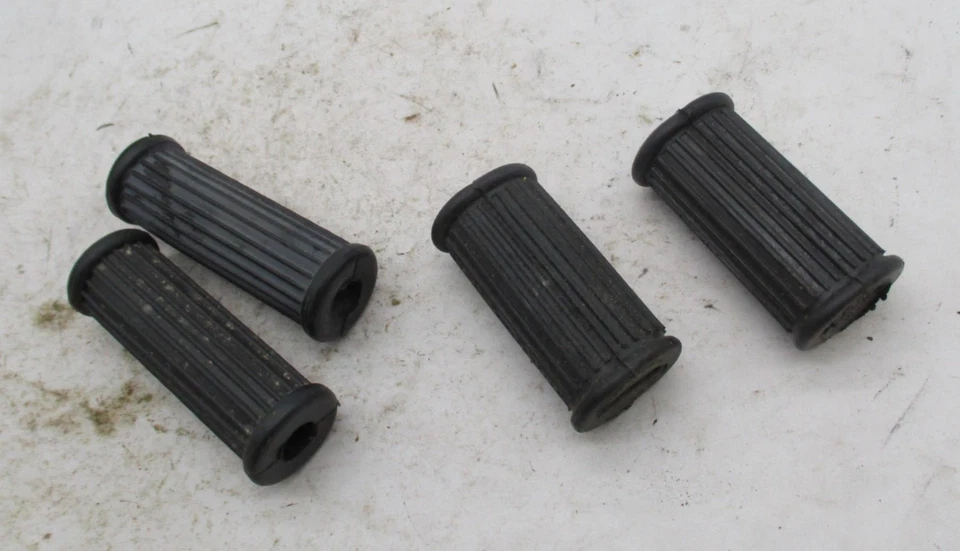 Lote de almofadas de borracha de substituição para pés Moto Guzzi Eldorado Ambassador - Imagem 4 de 4