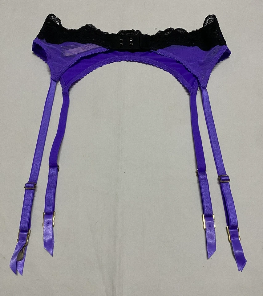 Cinturón liguero Victoria’s Secret muy sexy ribete de encaje delicioso lavanda XS/S NUEVO CON ETIQUETAS. Foto 2 de 4