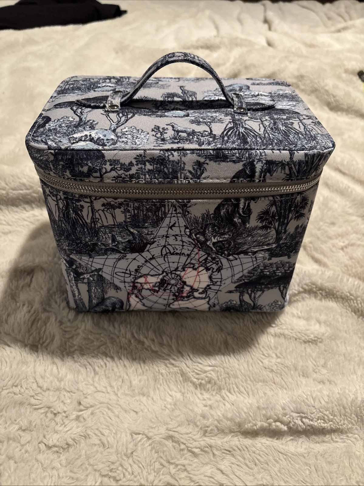 Dior GWP Vanity Case Around The World Model - Compliments of Dior Beauty
