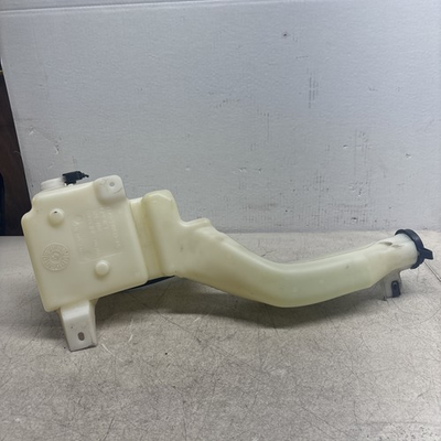 #ad 2011 FORD EDGE Washer Bottle w Washer Pump 7T4317B613AG $50.00