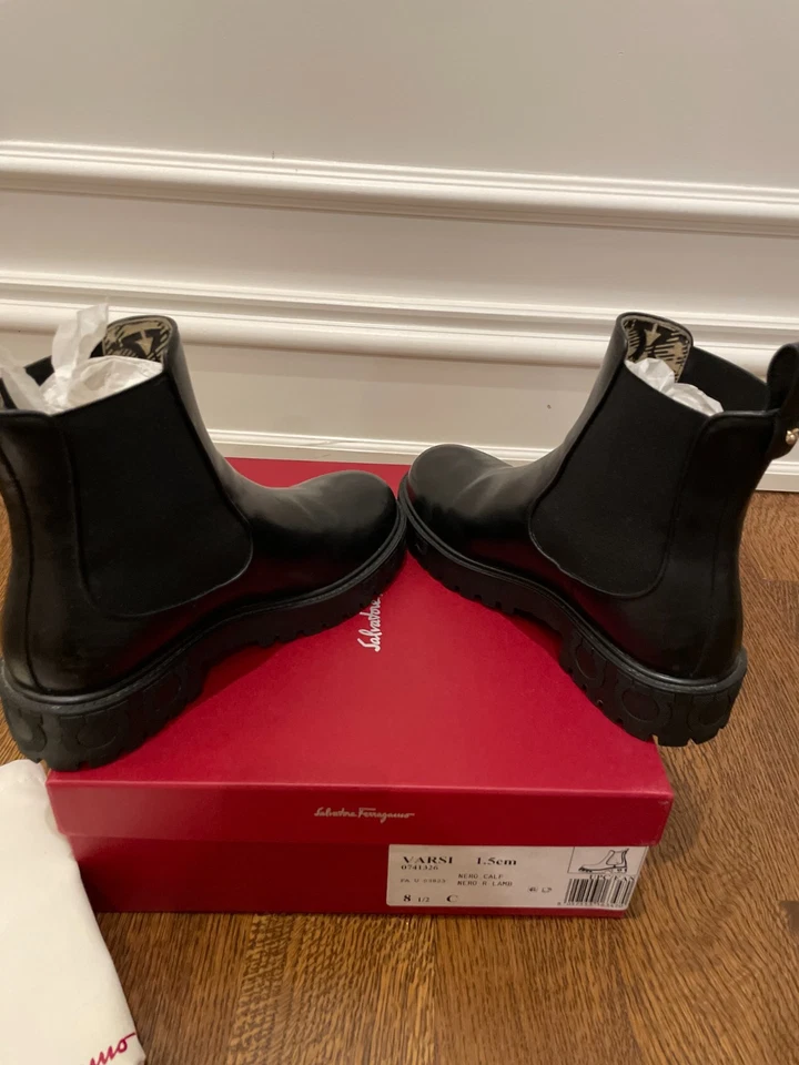 Salvatore Ferragamo Varsi 黑色皮革切尔西靴 8.5 码状况完好 — 第 3/4 张图片