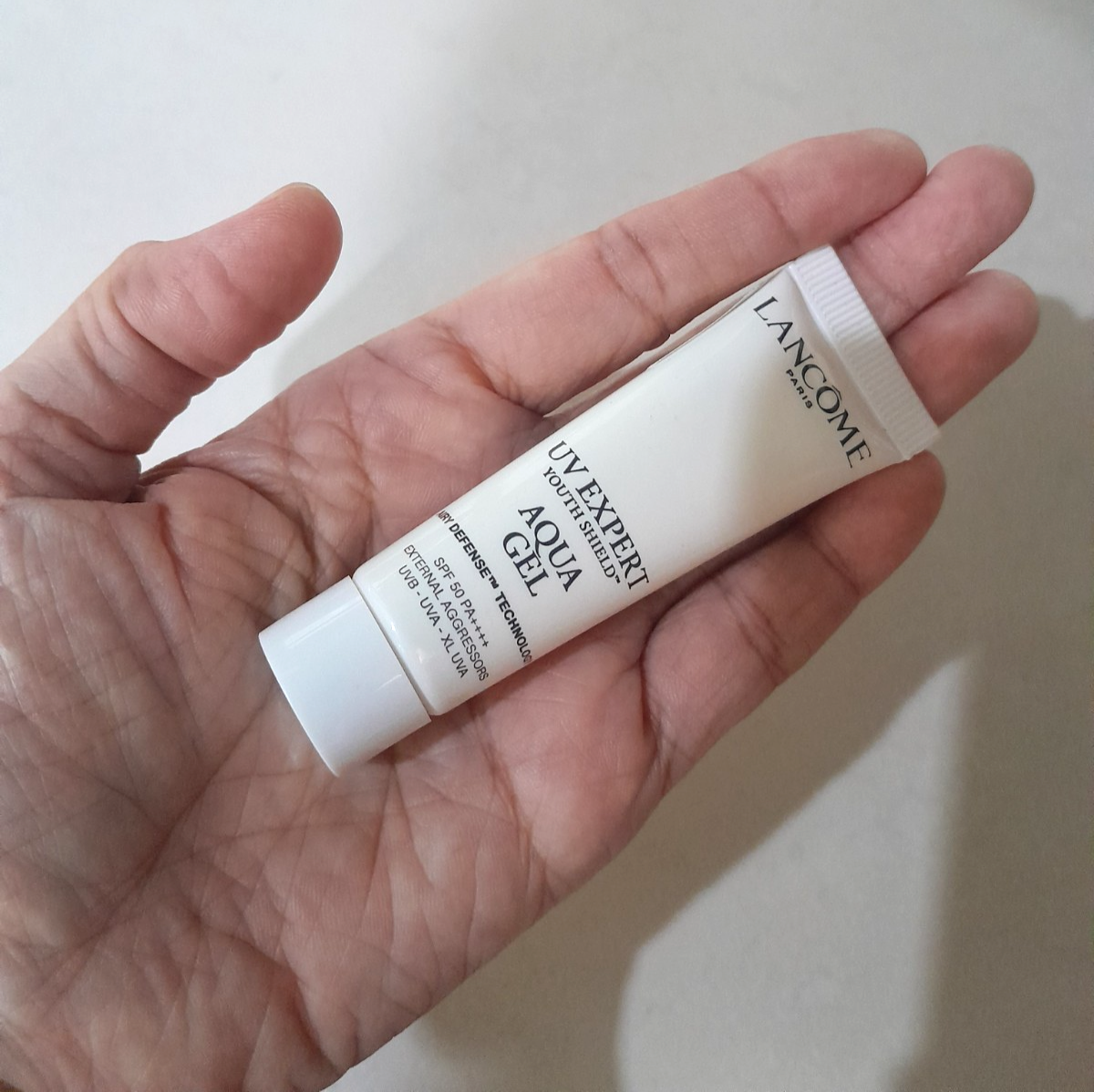 Lancome UV Expert Aqua Gel SPF50 PA++++ UVB-UVA 10mL/ 0.34oz NOB