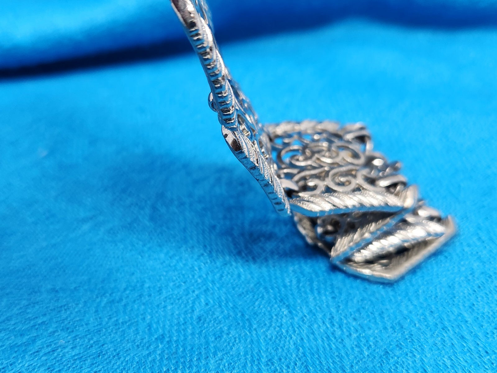 Silver Tone Openwork Panel Link Bracelet Ornate S… - image 8