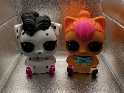 lot of 2 lol surprise biggie pets Banks Dalmatian And Neon Kitty
