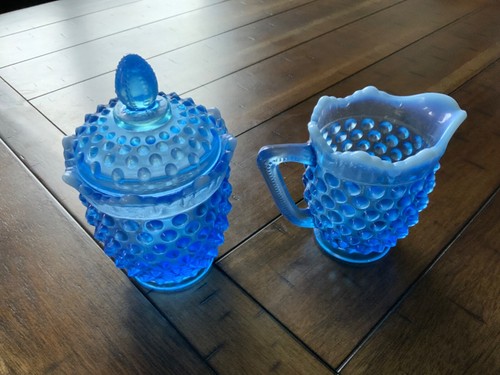 VTG Fenton Hobnail Covered Sugar and Creamer Blue Opalescent 1990s - Picture 3 of 8