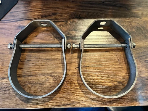 (QTY 2) G230-4 Clevis 4" Pipe Hangers