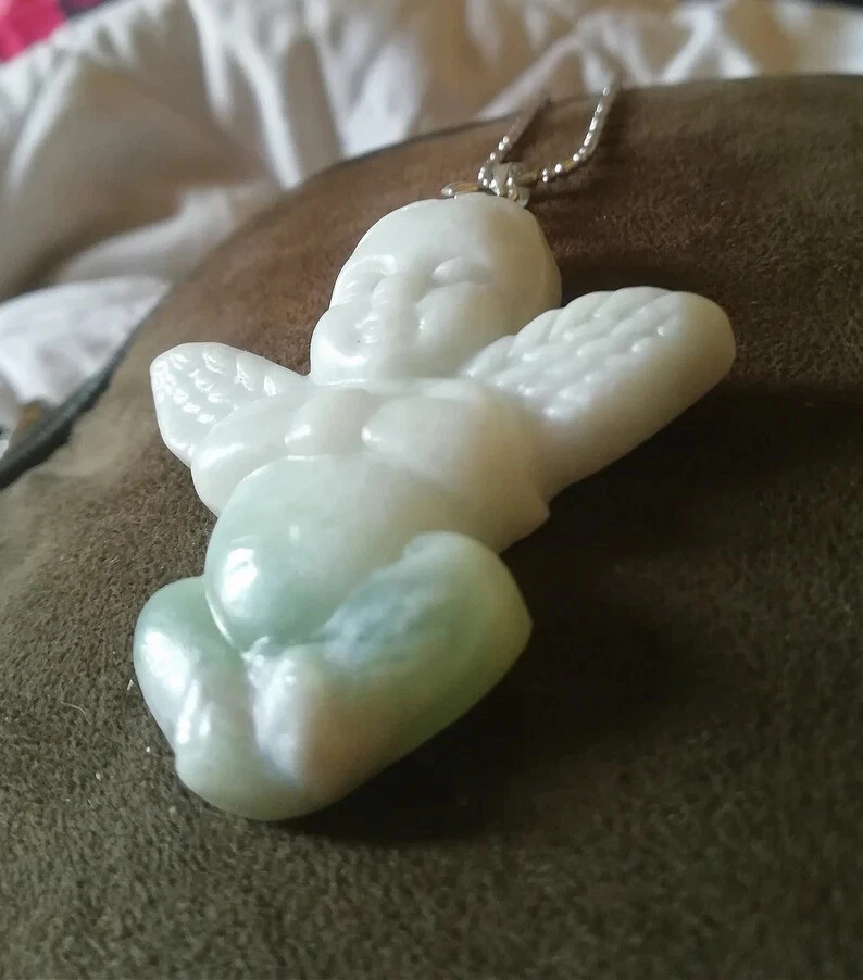 COLLANA CUPIDO GIADA BIANCA/VERDE IN ARGENTO 925 CON PENDENTE ANGELO DI GIADEITE - Immagine 4 di 4