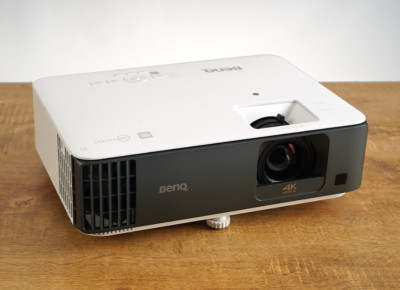 BENQ TK700STi Gaming Beamer 4K 4K Heimkino Beamer / Original