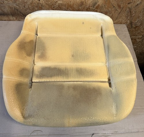 Sitzpolster VW Golf 3 Sitz Unterteil Polster Schaumstoff 1H0881375 Sitzfläche 4