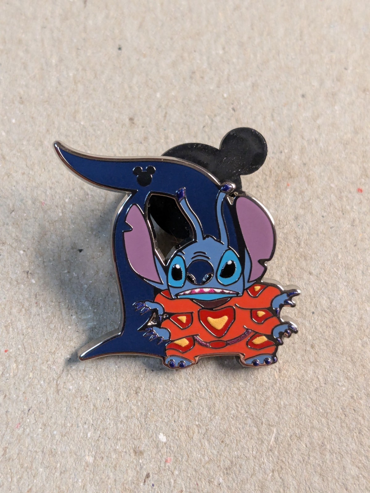 Stitch Disneyland D Hidden Disney 2025 Pin Free Shipping