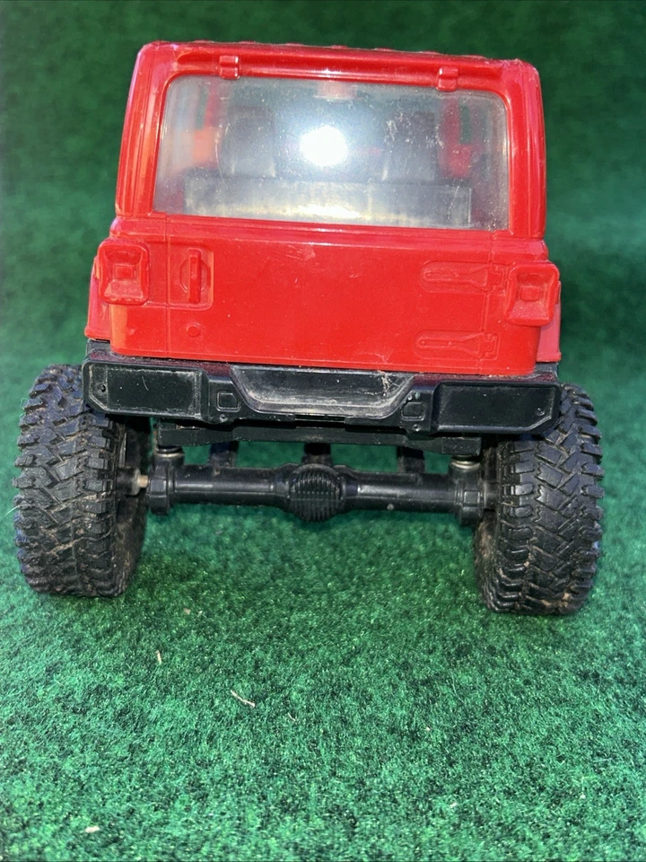 Puertas delanteras de juguete Jeep rojas operativas Foto 4 de 4
