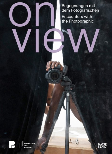 On View by Simone Förster PAPERBACK 9783775760294