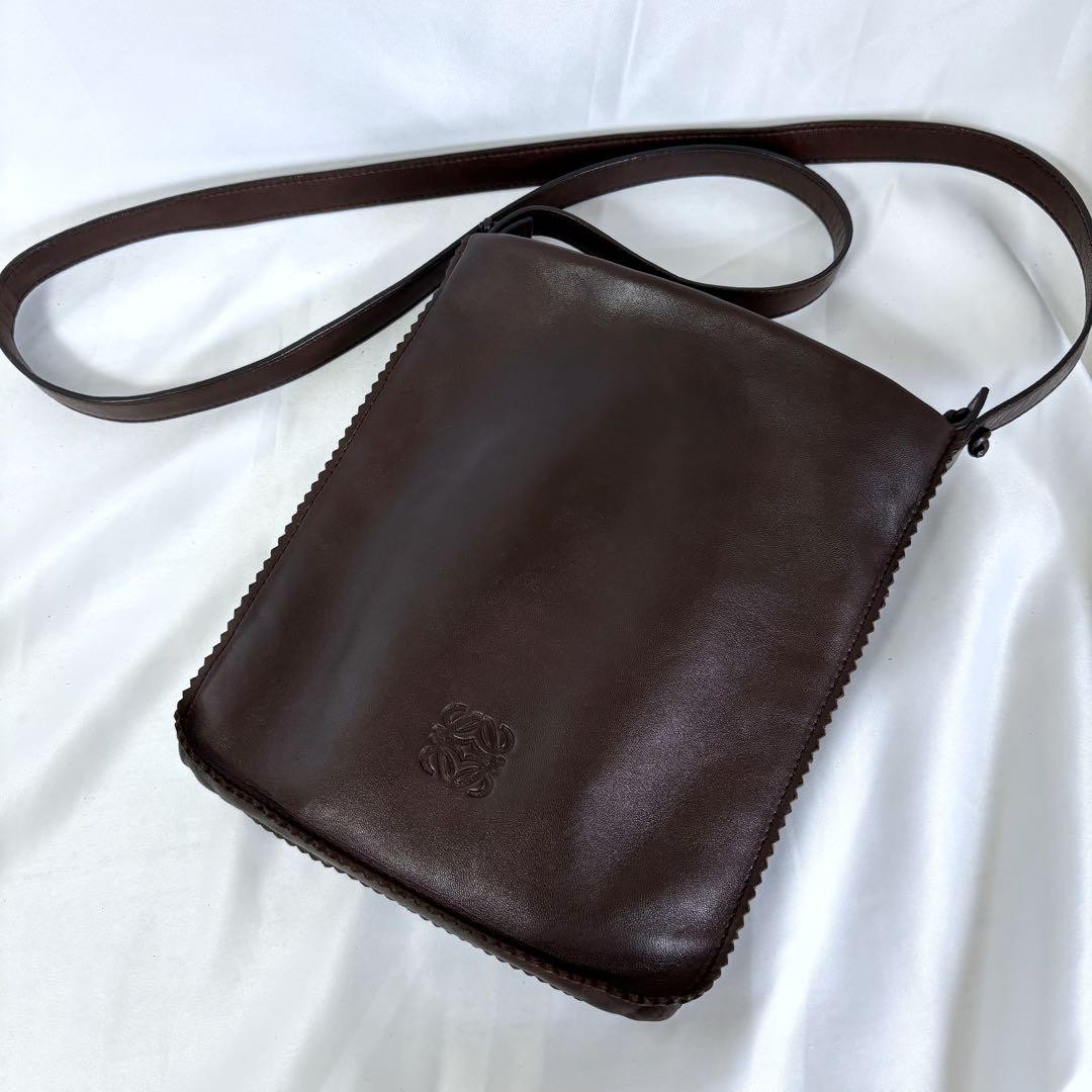 LOEWE ダークブラウン ショルダーバッグ LOEWE - ロエベ ショルダーバッグ - ダークブラウンの通販 by