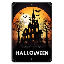 Haunted Halloween Night: Spooky House and Bats