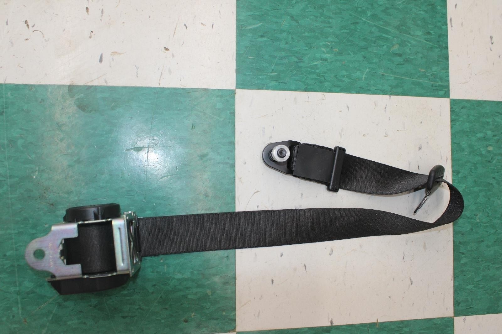 14-20 MASERATI GHIBLI RH RR Passenger Right Side Rear Seat Belt Retractor OEM OE