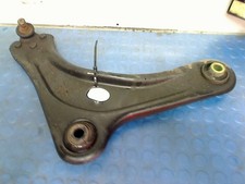 Triangle de suspension Peugeot 208