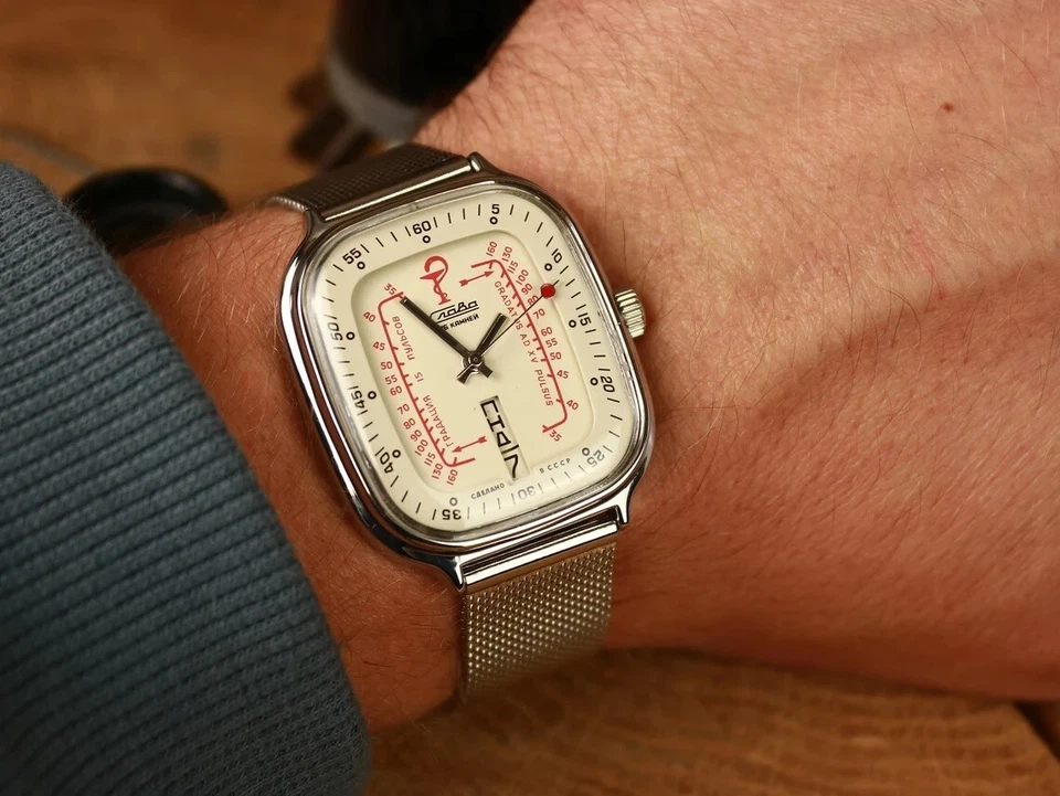 Pulsometer Ex Rare OLD stock Russian USSR medical wrist watch Slawa Slava NOS!! - Image 4 of 4