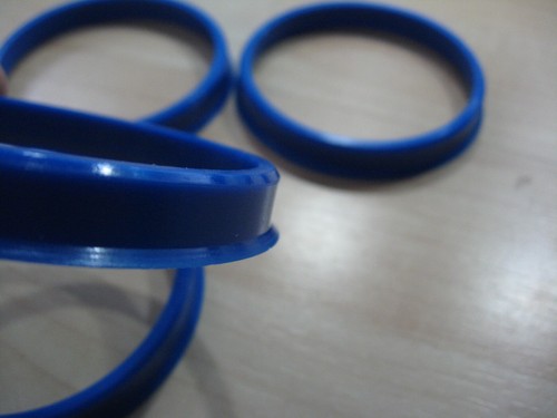 Set of (4) Hub Center Rings Centric Rings 65.1mm to 73.0mm #M101KB - Imagen 2 de 2