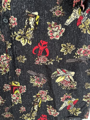 Star Wars Button-Up Short Sleeve Black Boba Fett Floral Hawaiian Size Medium - Bild 4 von 6
