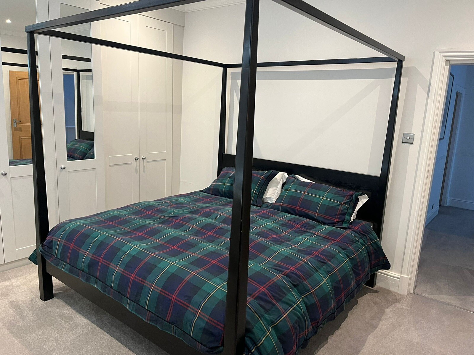 LOMBOK Canton 4 Poster Bed Super King in Black eBay