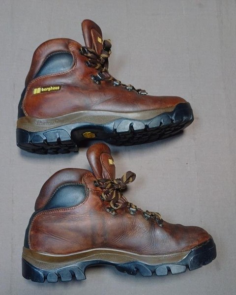 Men Berghaus Boots Brown Leather 43