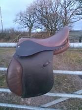 Horse saddle size 16" xxxw 