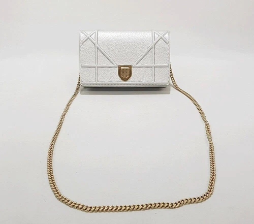 Sac bandoulière chaîne Dior Lama 19,5 61499570