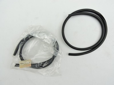 2 NOS Windshield Windscreen Seals Moto Guzzi Le Mans 850 LM1 14578950 19806rs