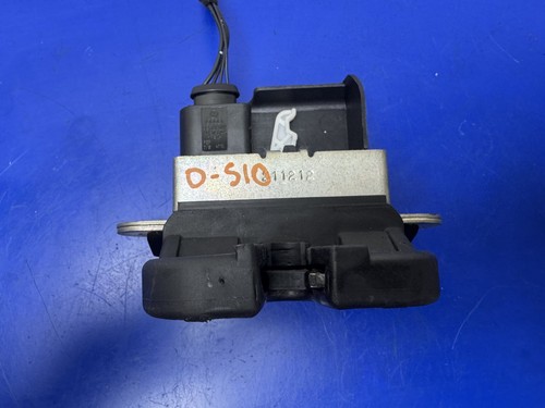 2011 2015 VW  TIGUAN 2.0T - LIFTGATE LATCH LOCK UNIT 5M0827505E OEM - Picture 2 of 5